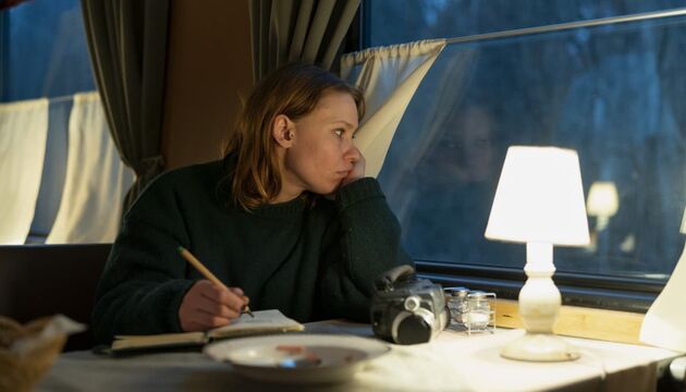 С декабря поезд из Петербурга в Екатеринбург станет двухэтажным, в нём появятся душ и детские купе