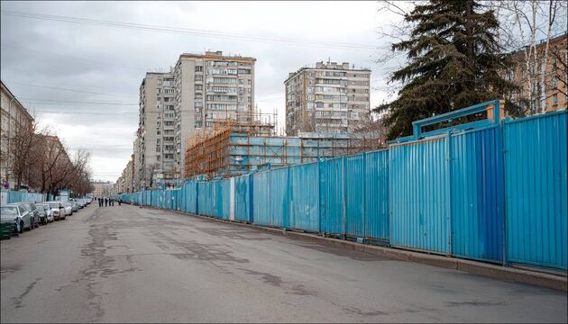 На синей линии метро закроют ещё одну станцию — а две уже закрытые не откроют до 2027 года